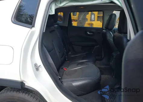 2021 Jeep Compass Altitude 4X4 z USA, uszkodzony, nr VIN 3C4NJDBB5MT543426